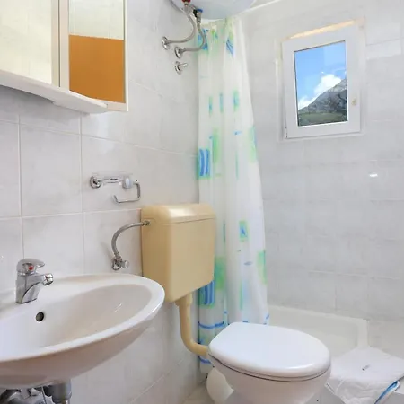 Apartment 2676b